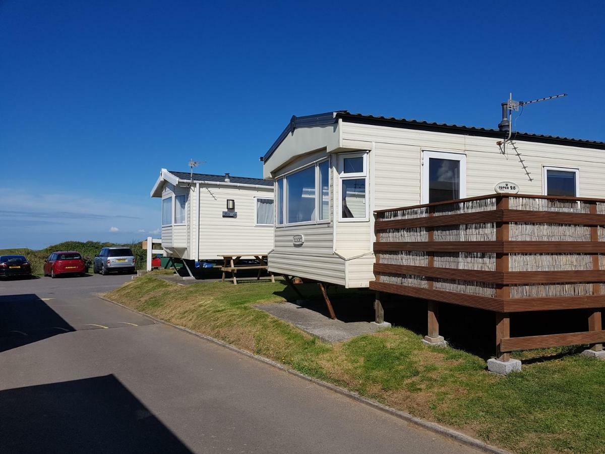 6 Berth With Sea Views On Beachside *